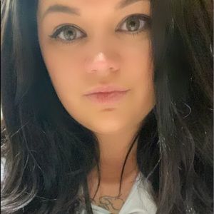 Meet your Posher, Kiley